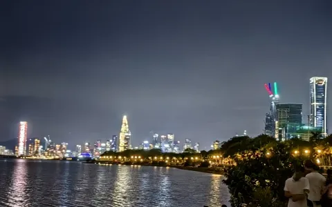 深圳之旅，追寻未知的精彩，发现生活的无限可能。